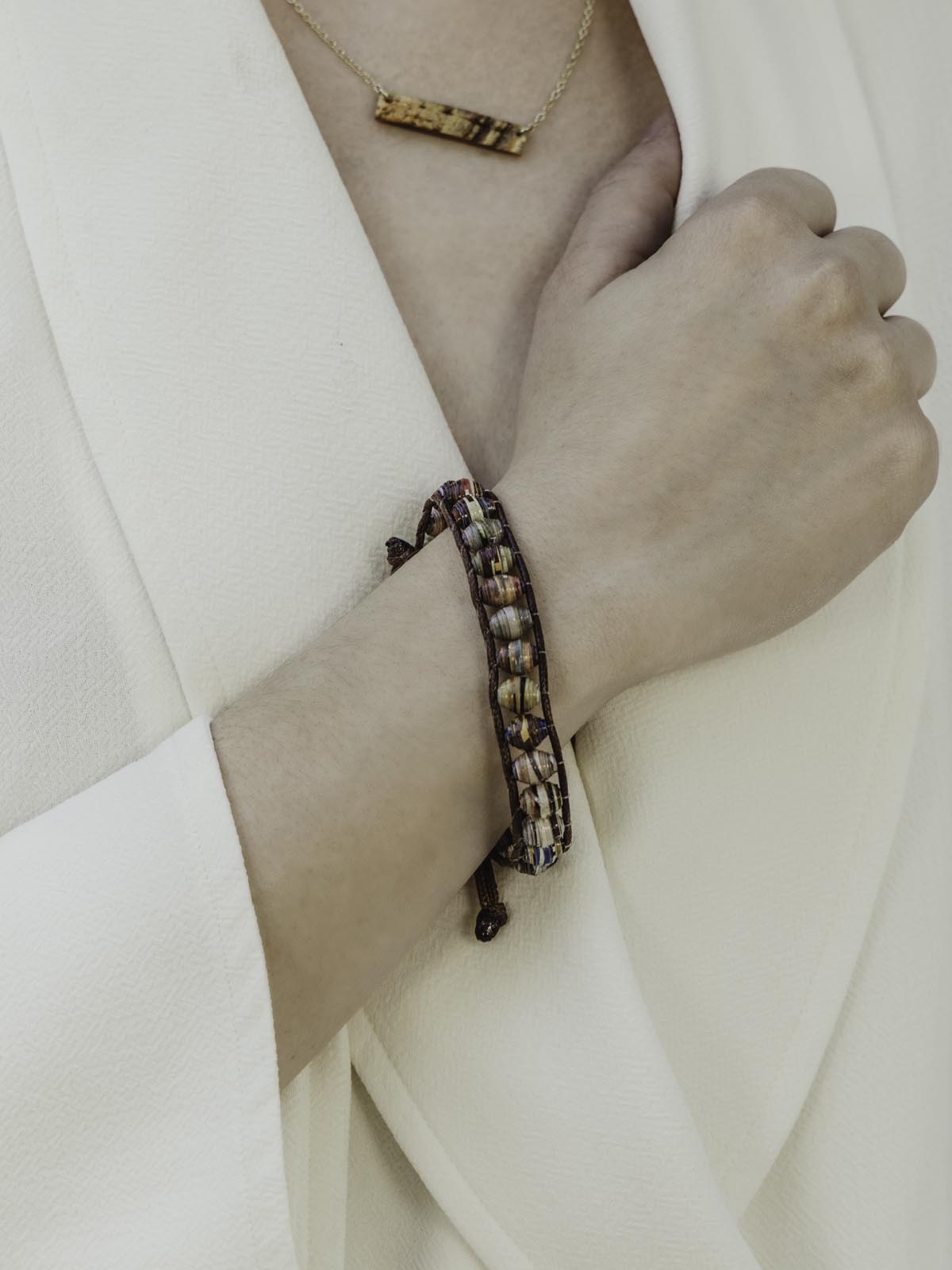 Paper Bead Pull Bracelet